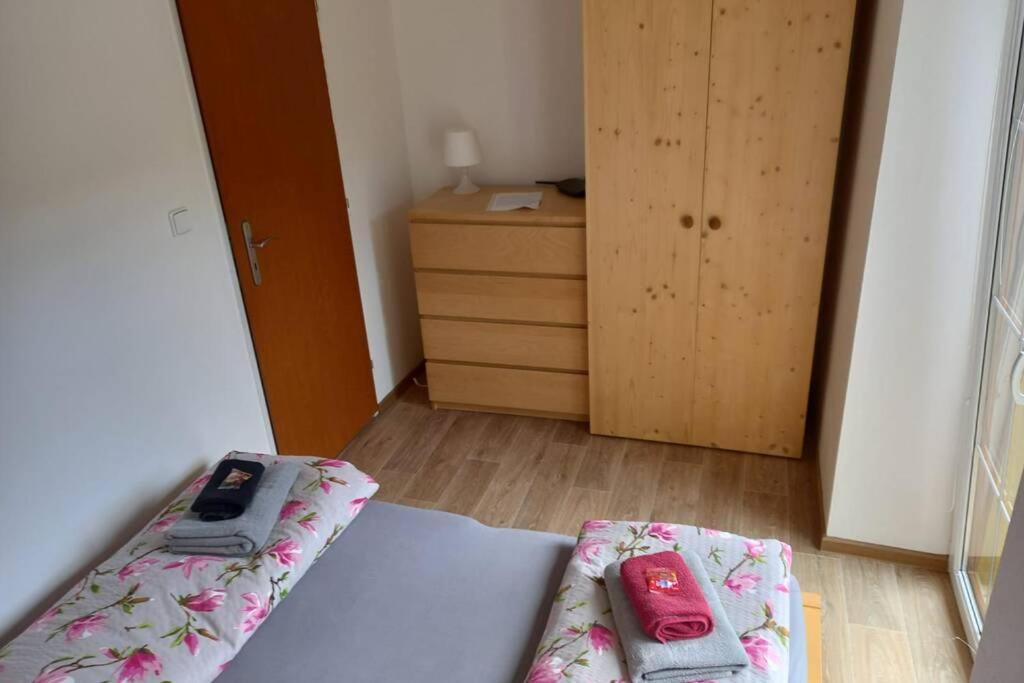 Chaloupka Hluboka - Family Holidays In South Bohemia Hluboka nad Vltavou Ngoại thất bức ảnh
